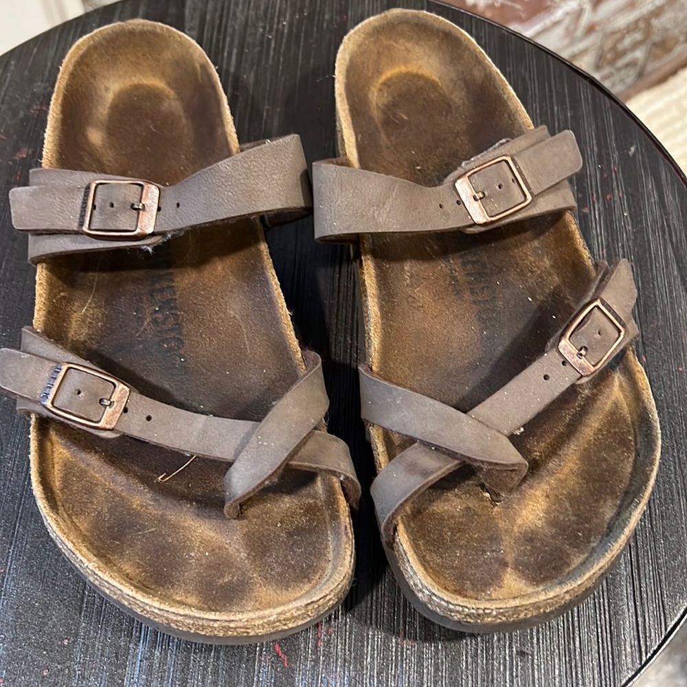 Birkenstock toe sandal